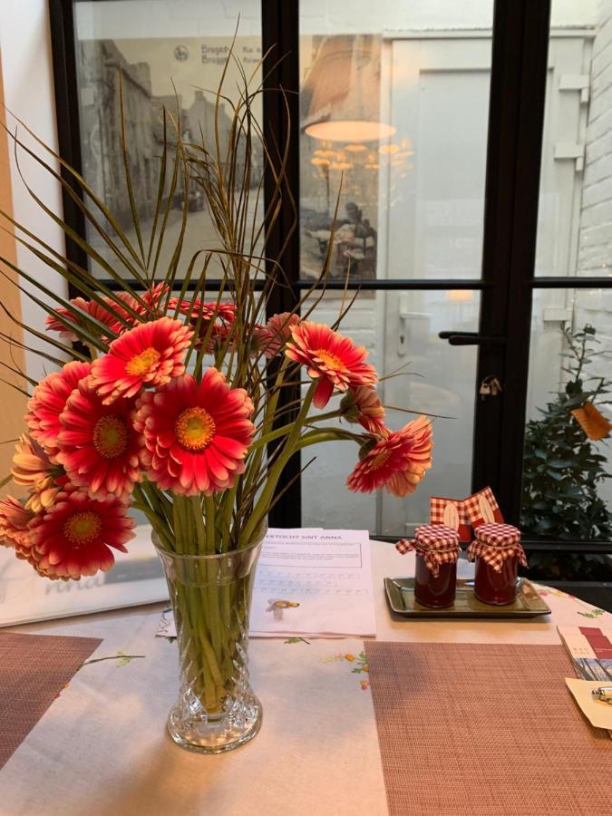 Guestsuite Lady Anna Брюж Екстериор снимка