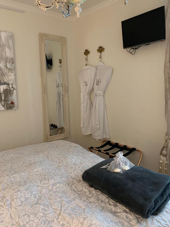 Guestsuite Lady Anna Брюж Екстериор снимка